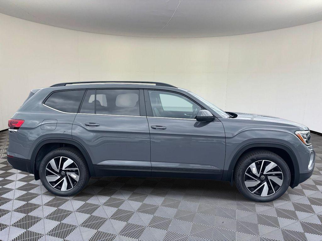 new 2026 Volkswagen Atlas car, priced at $48,476