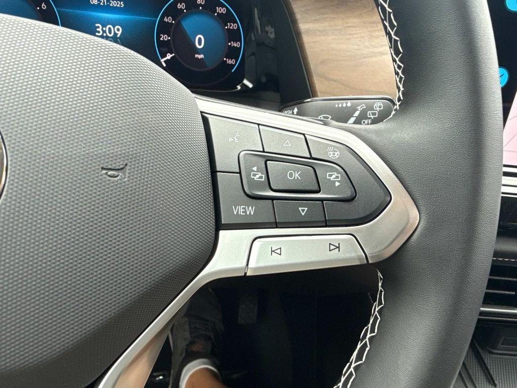 new 2026 Volkswagen Atlas car, priced at $48,476