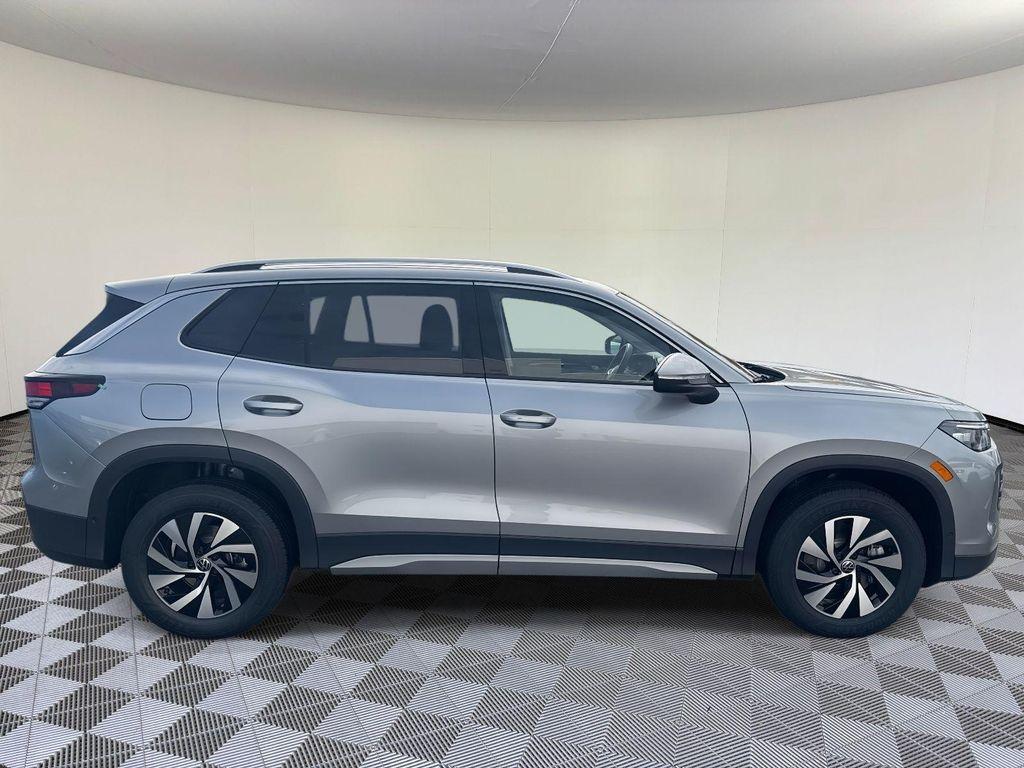 new 2026 Volkswagen Tiguan car, priced at $33,380