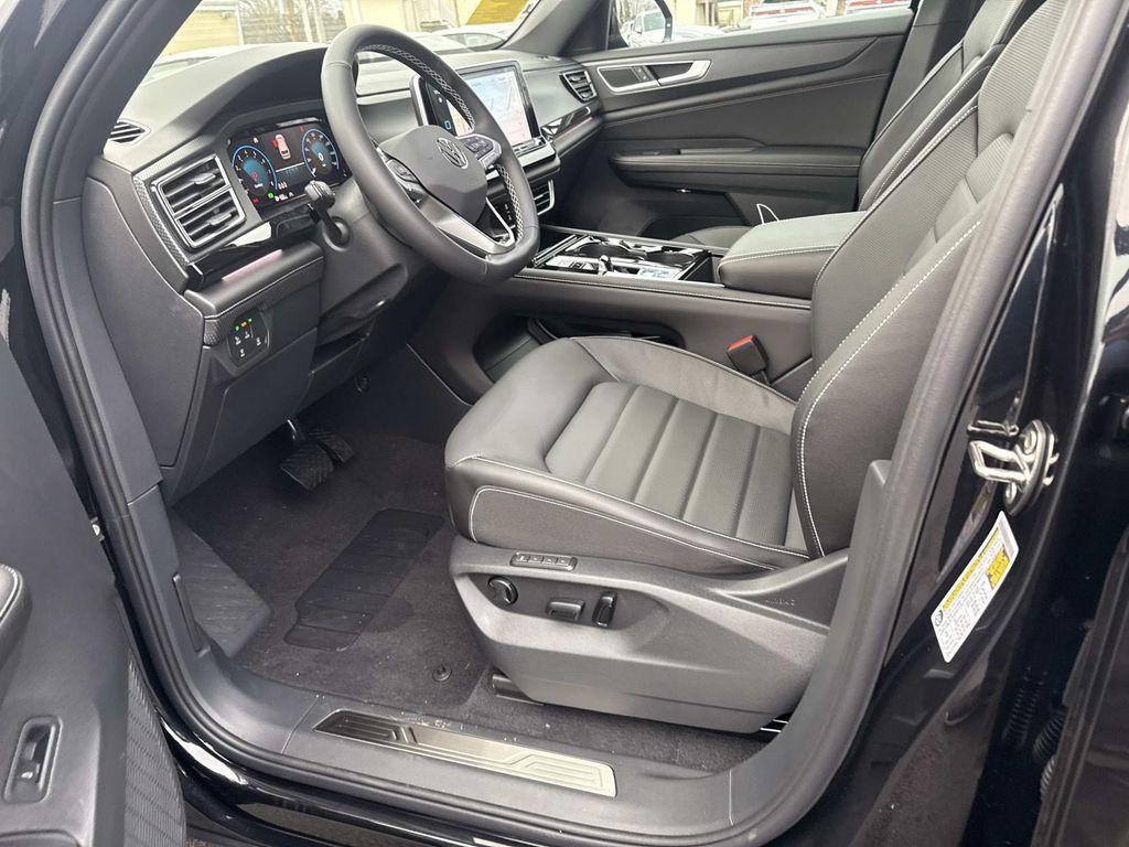 new 2026 Volkswagen Atlas Cross Sport car, priced at $49,825