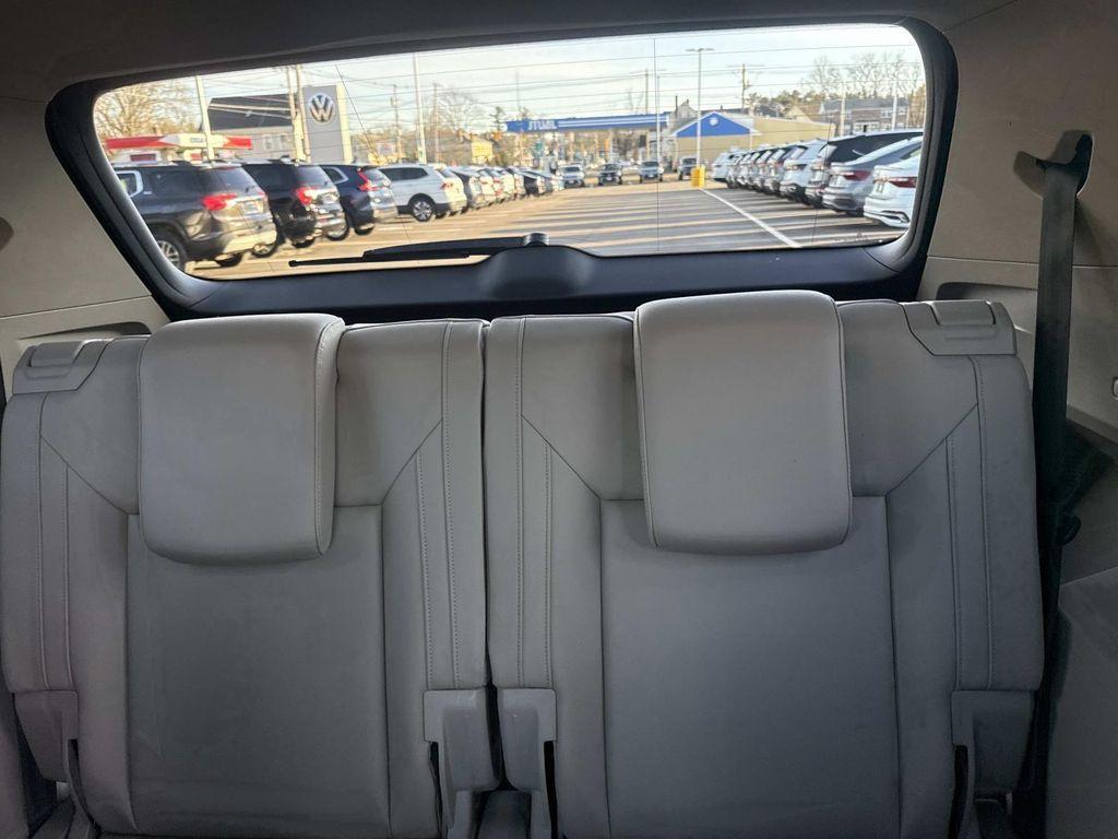 used 2019 Volkswagen Atlas car, priced at $18,312