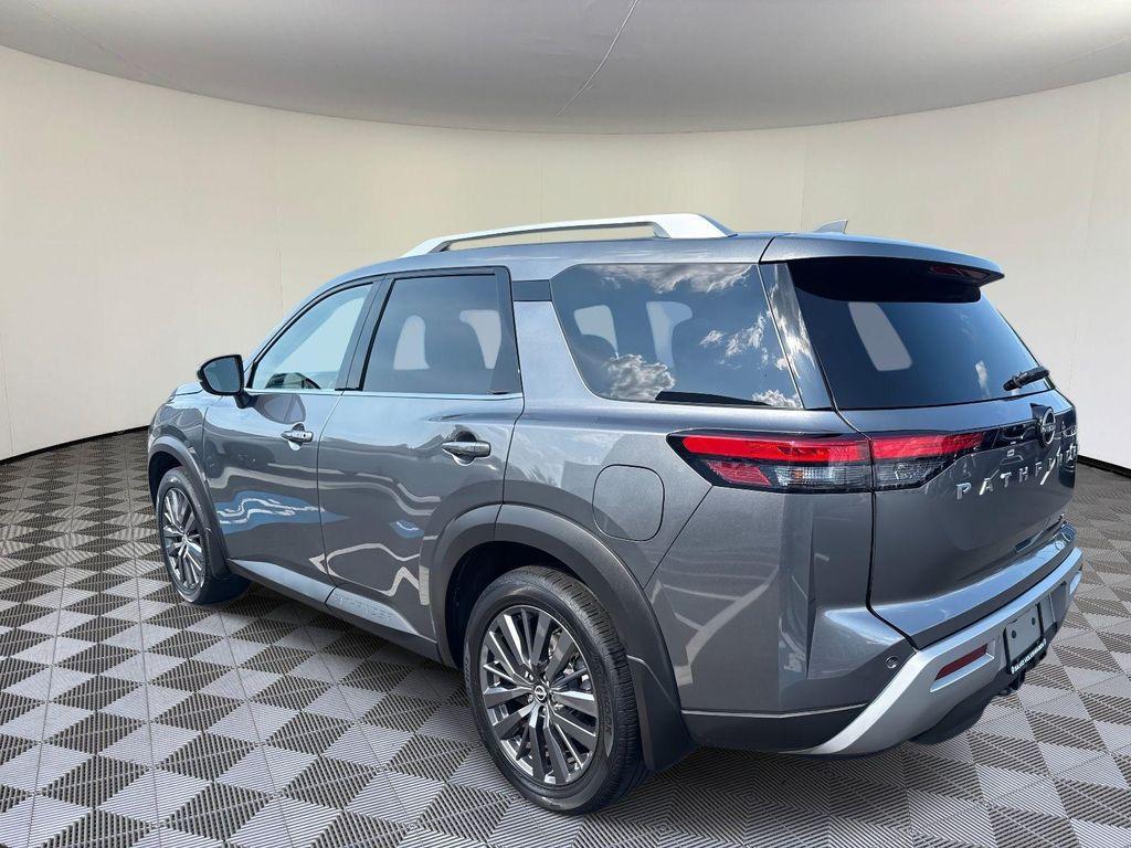 used 2022 Nissan Pathfinder car, priced at $19,489