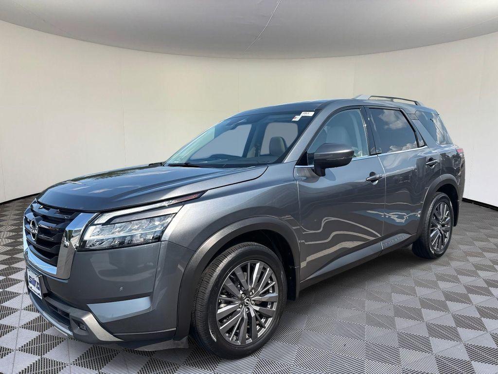 used 2022 Nissan Pathfinder car, priced at $19,489