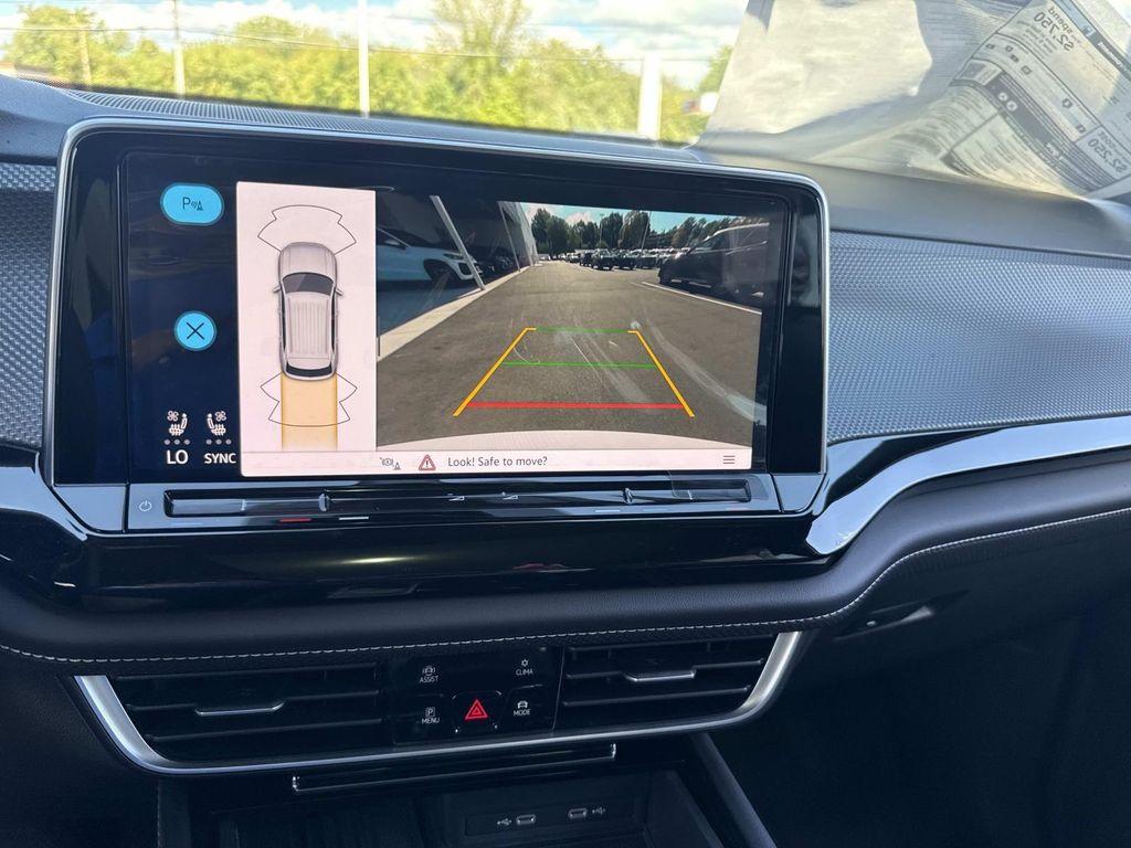 new 2026 Volkswagen Atlas Cross Sport car, priced at $50,276