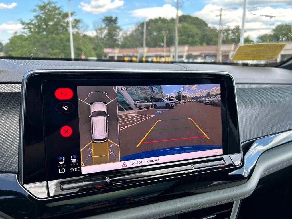 new 2026 Volkswagen Atlas Cross Sport car, priced at $54,509