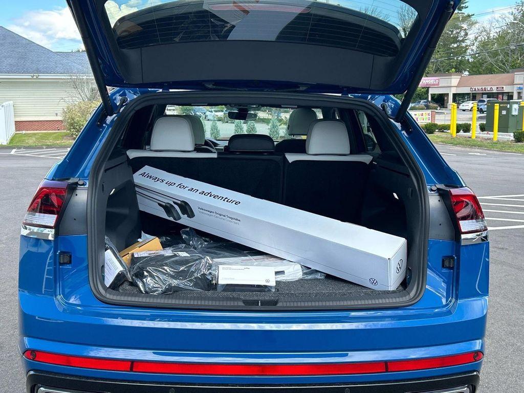 new 2026 Volkswagen Atlas Cross Sport car, priced at $54,509