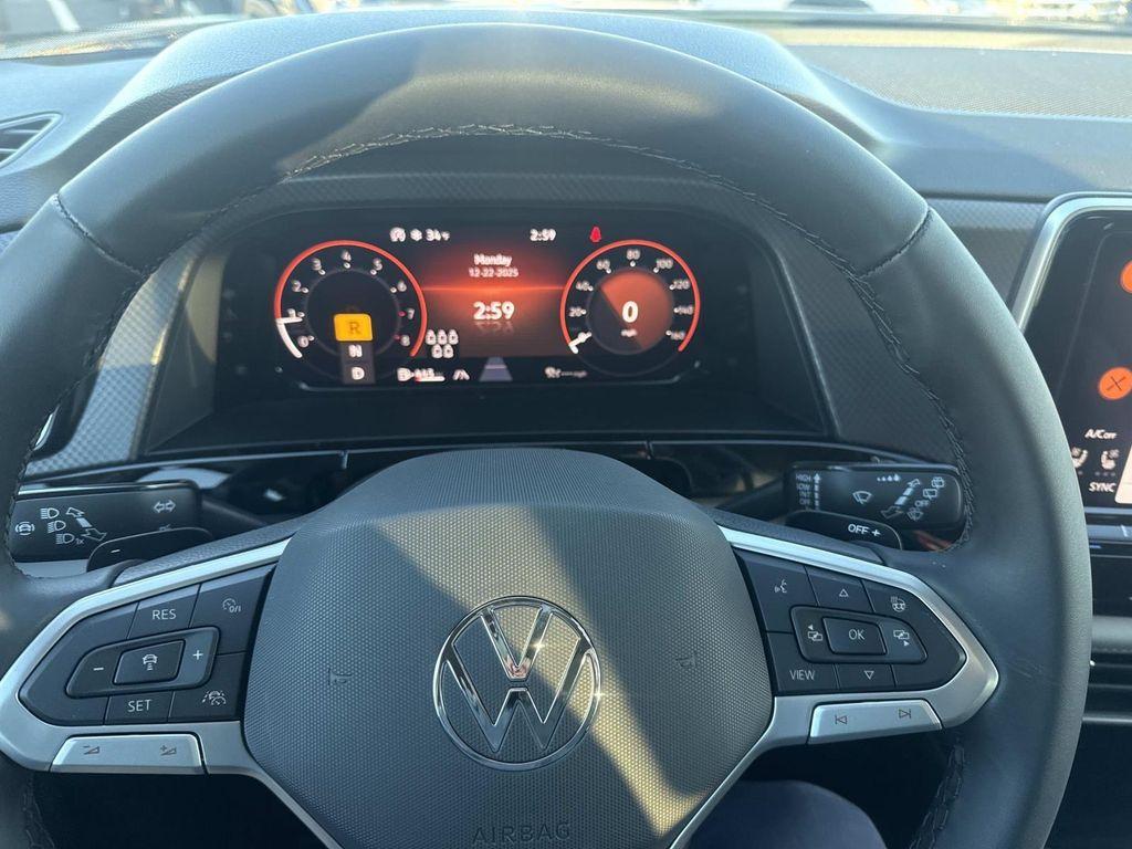 new 2026 Volkswagen Atlas car, priced at $49,482