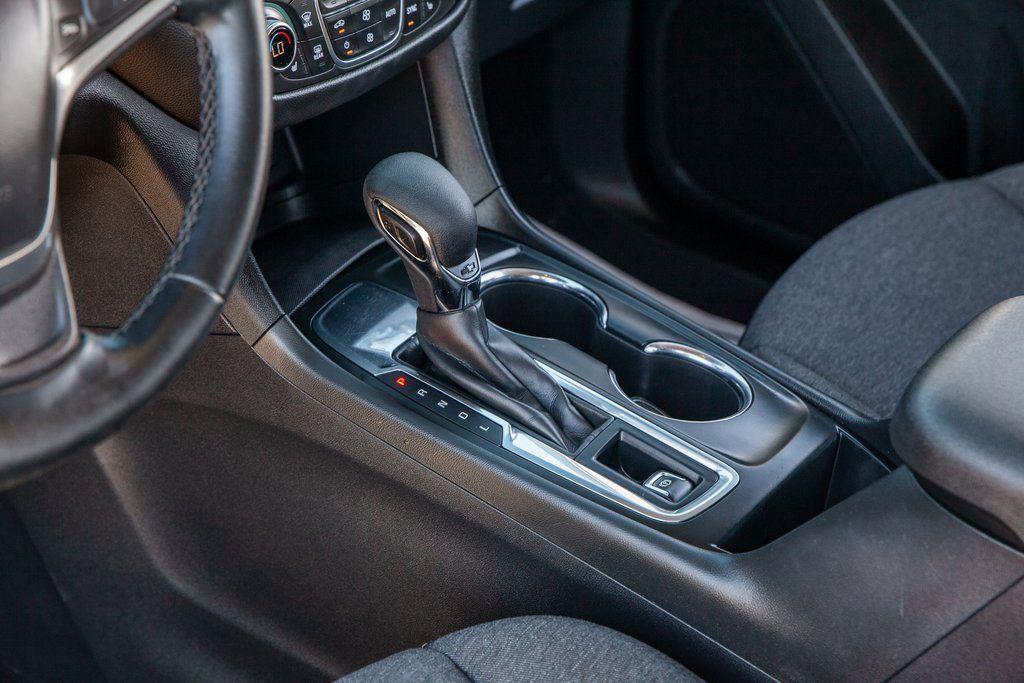 used 2023 Chevrolet Equinox car, priced at $19,750