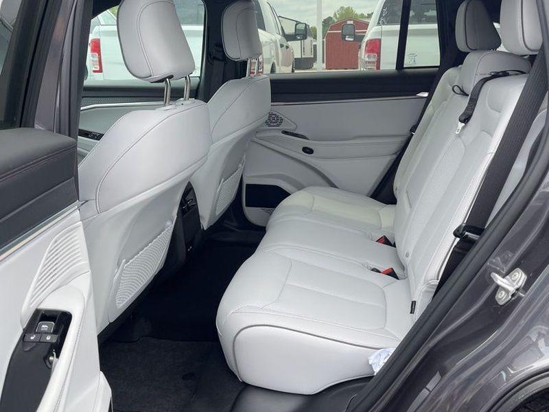 new 2025 Jeep Wagoneer S car, priced at $63,076