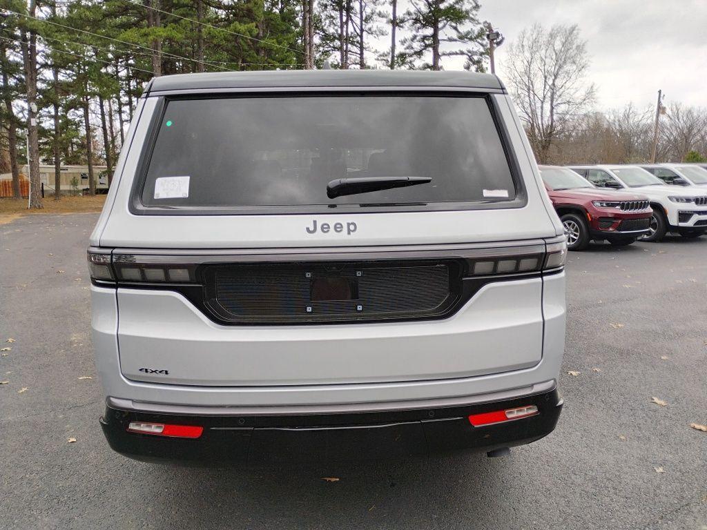 new 2026 Jeep Grand Wagoneer L car, priced at $98,034