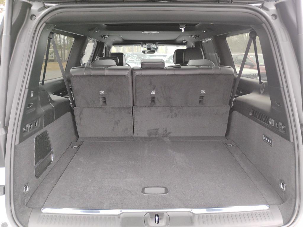 new 2026 Jeep Grand Wagoneer L car, priced at $98,034