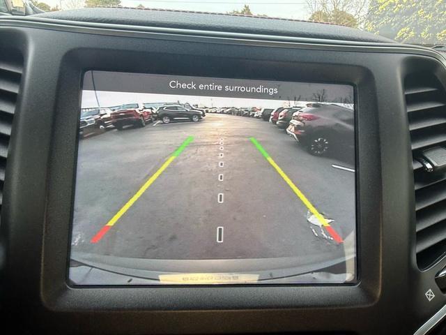 used 2021 Jeep Cherokee car, priced at $23,279