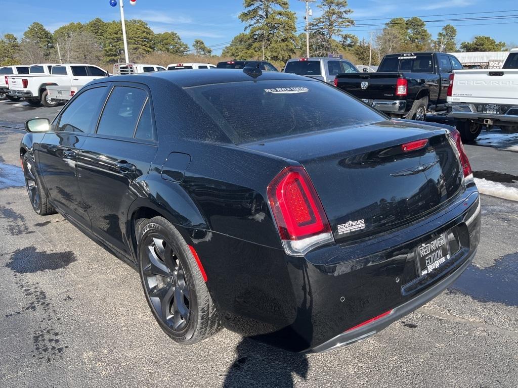 used 2021 Chrysler 300 car, priced at $23,172