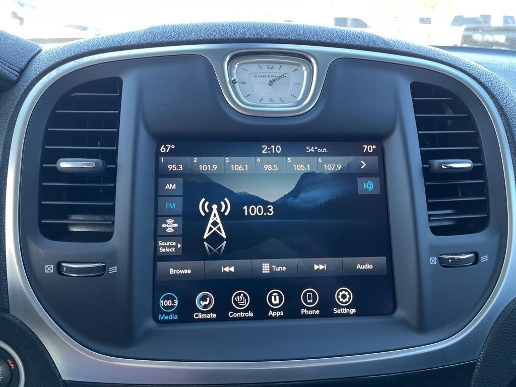 used 2021 Chrysler 300 car, priced at $23,172