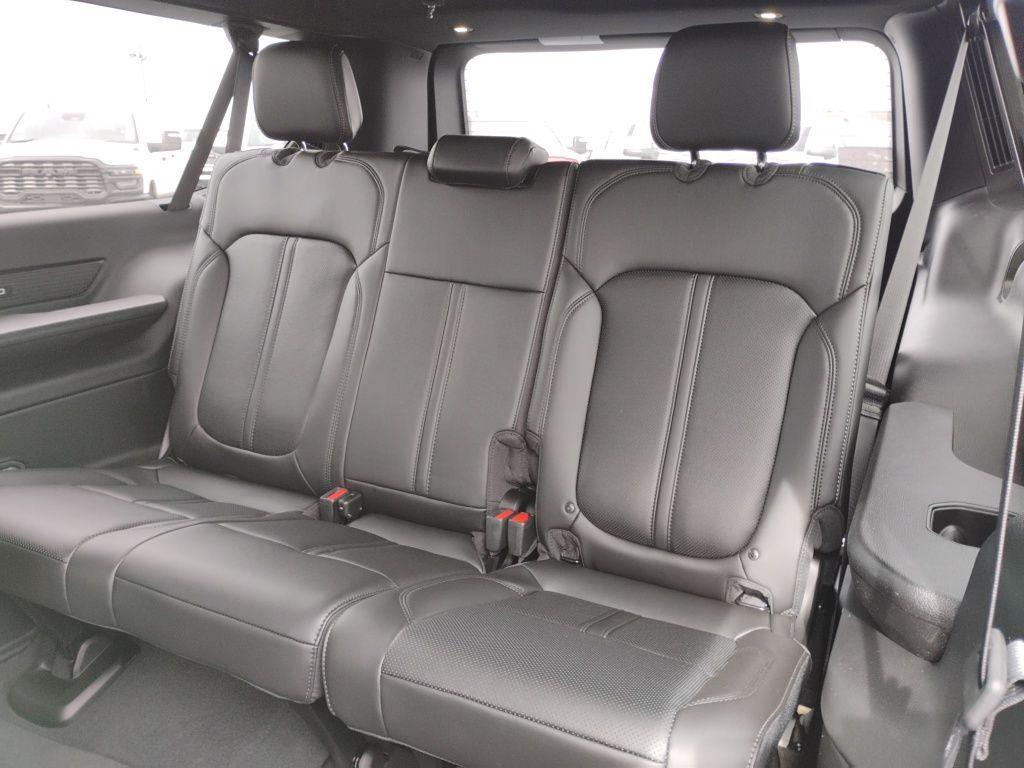 new 2026 Jeep Grand Wagoneer L car, priced at $70,884