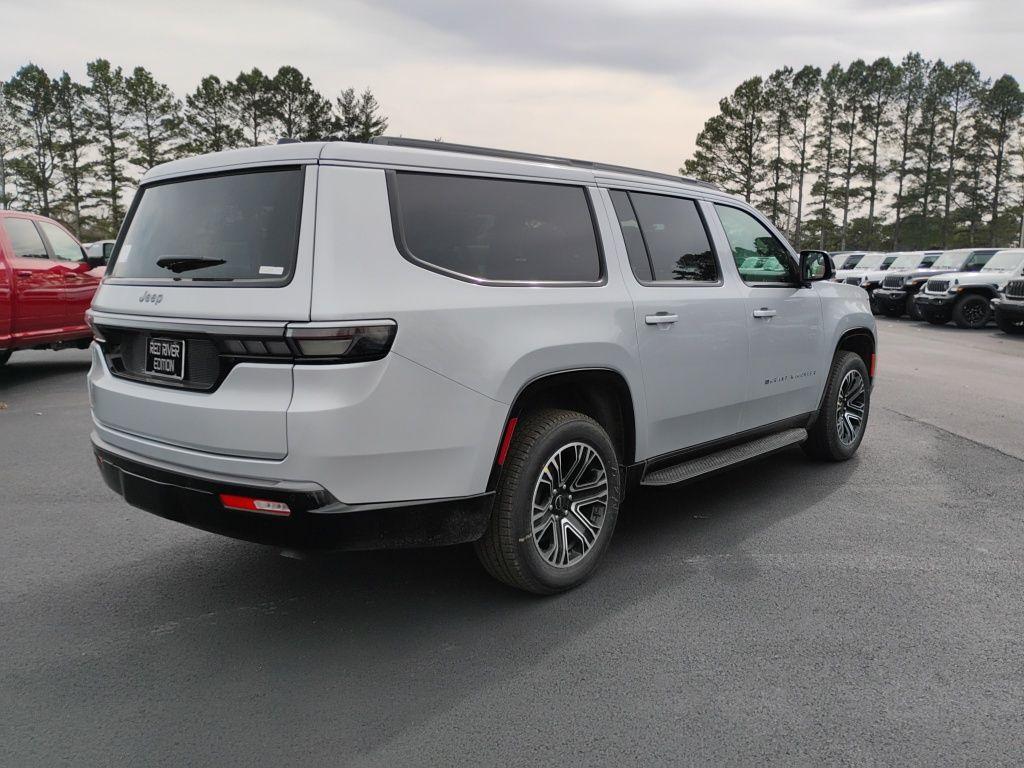 new 2026 Jeep Grand Wagoneer L car, priced at $70,884