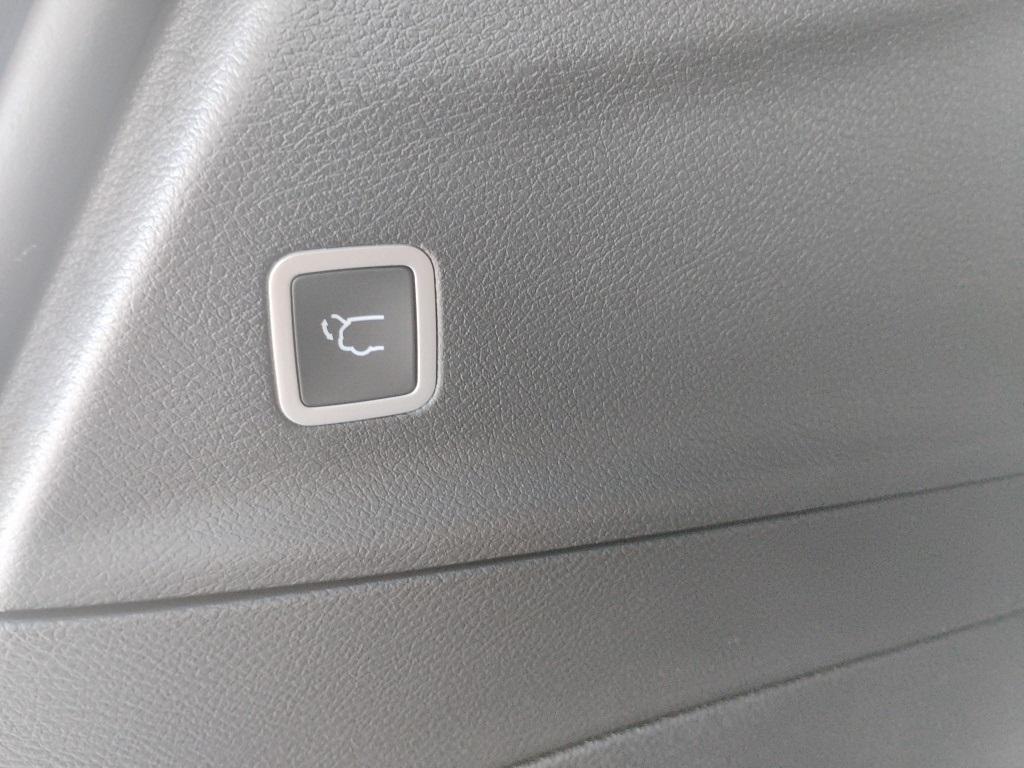 new 2026 Chrysler Pacifica car, priced at $44,249