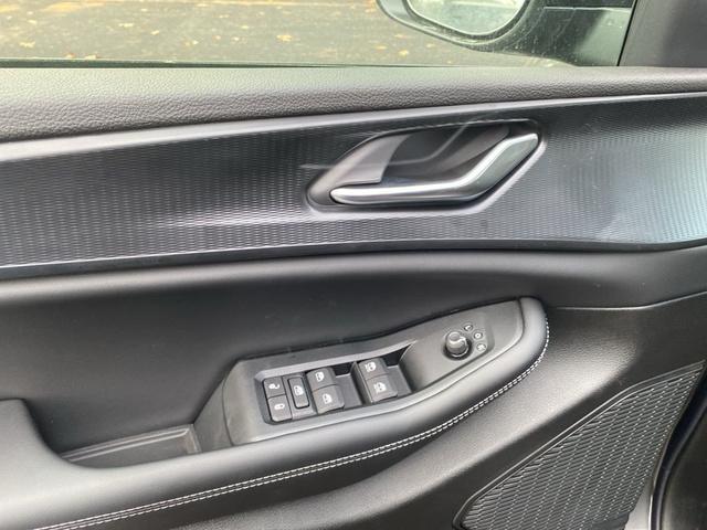 new 2025 Jeep Grand Cherokee car, priced at $33,662