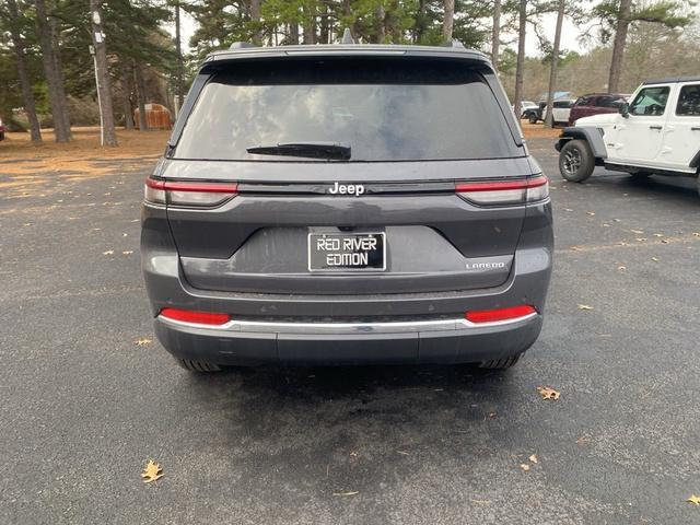 new 2025 Jeep Grand Cherokee car, priced at $33,662