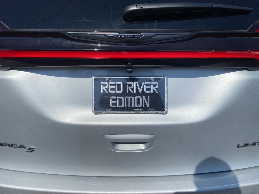 new 2026 Chrysler Pacifica car, priced at $48,910