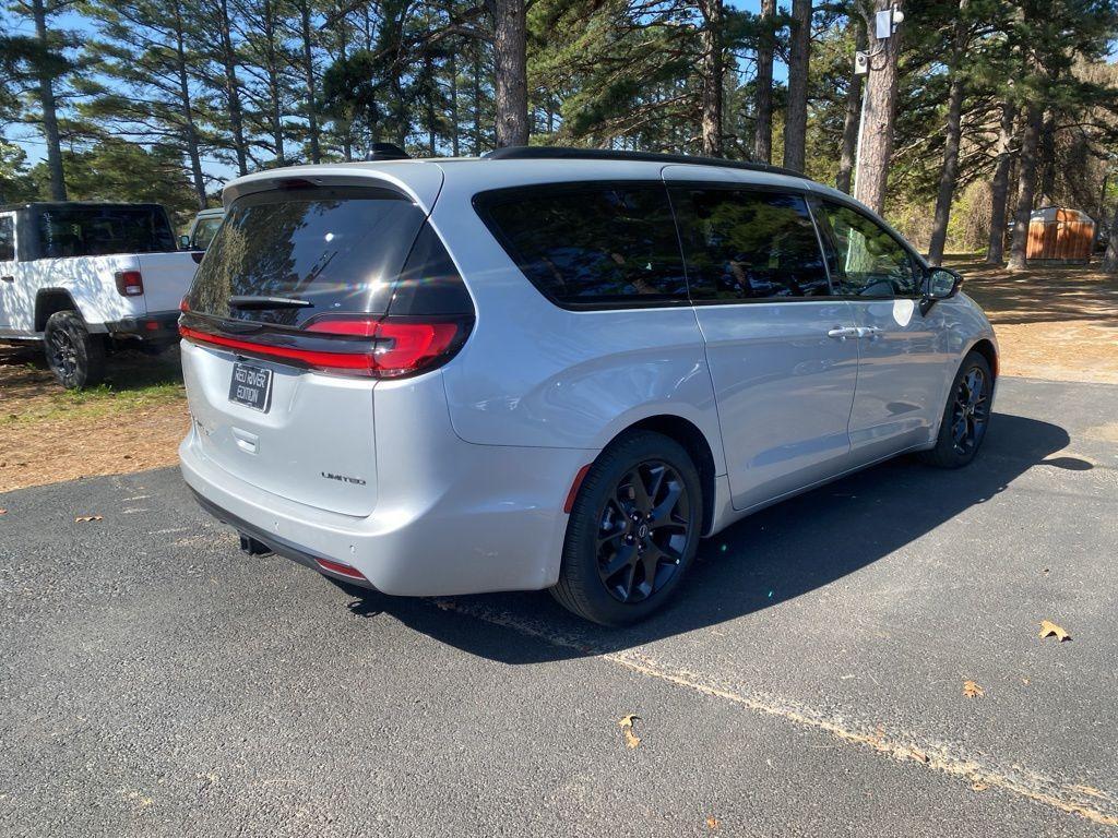 new 2026 Chrysler Pacifica car, priced at $48,910