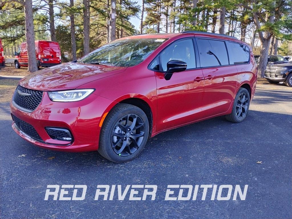 new 2026 Chrysler Pacifica car, priced at $53,182