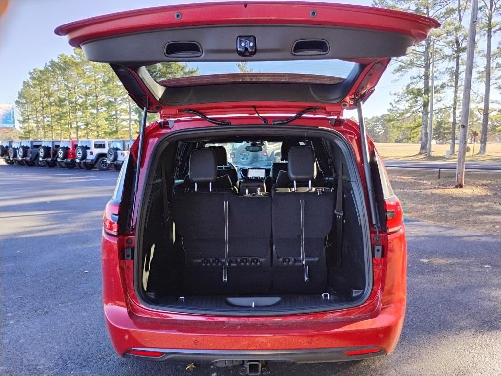 new 2026 Chrysler Pacifica car, priced at $53,182