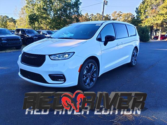 new 2026 Chrysler Pacifica car, priced at $44,249