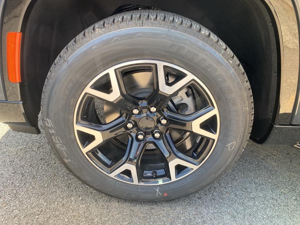 new 2025 Jeep Wagoneer L car, priced at $74,493