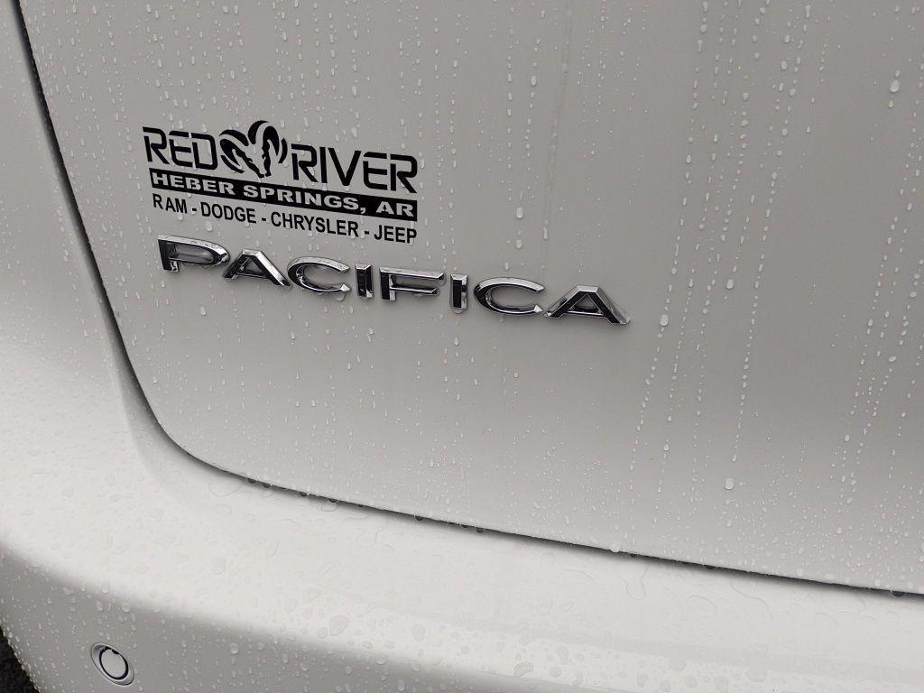 new 2026 Chrysler Pacifica car, priced at $44,689