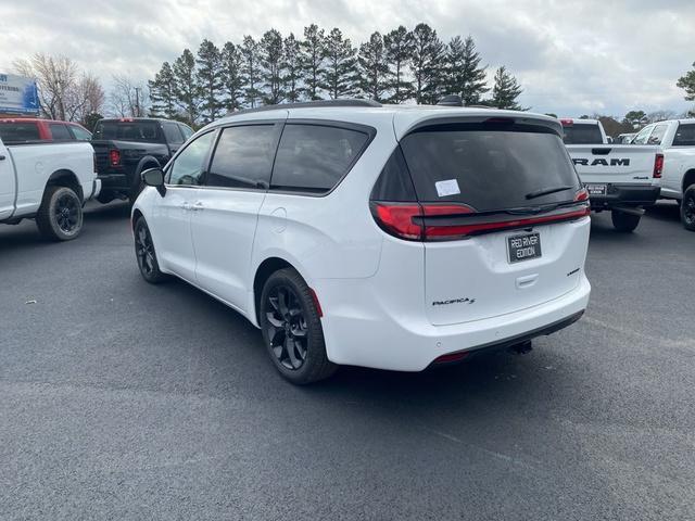new 2026 Chrysler Pacifica car, priced at $48,464