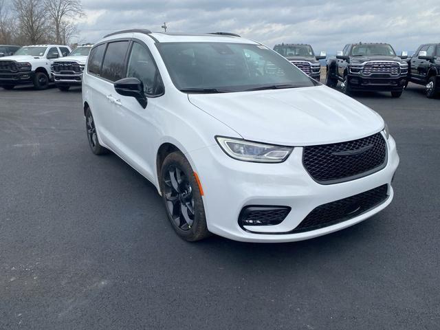 new 2026 Chrysler Pacifica car, priced at $48,464