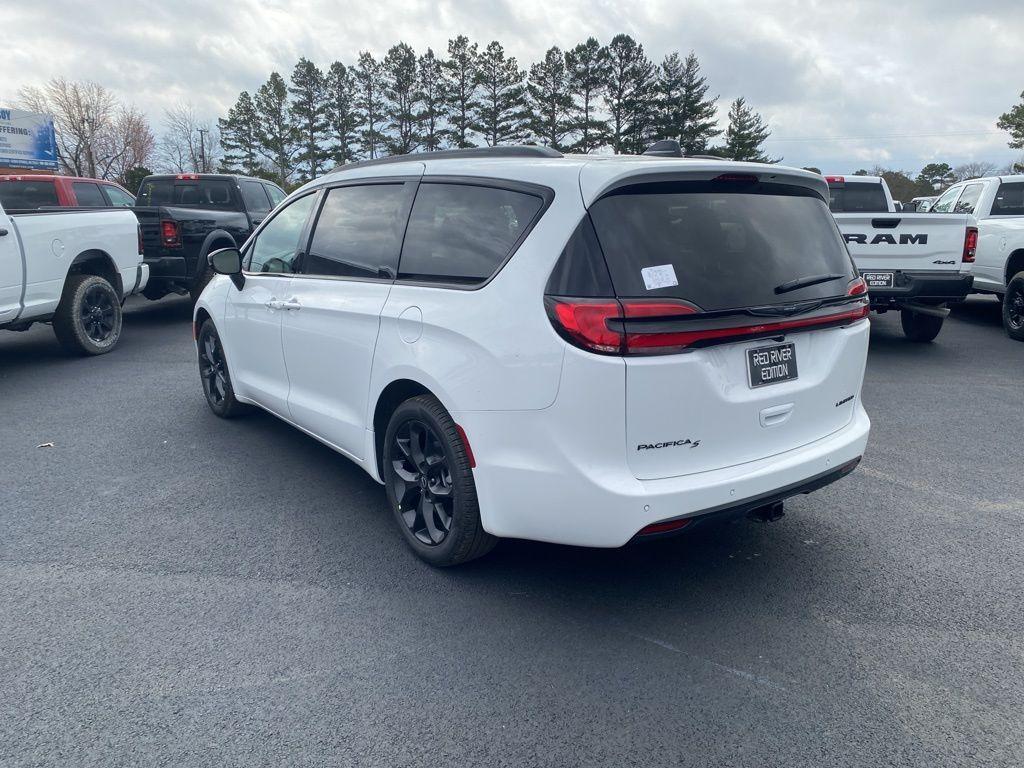 new 2026 Chrysler Pacifica car, priced at $50,093