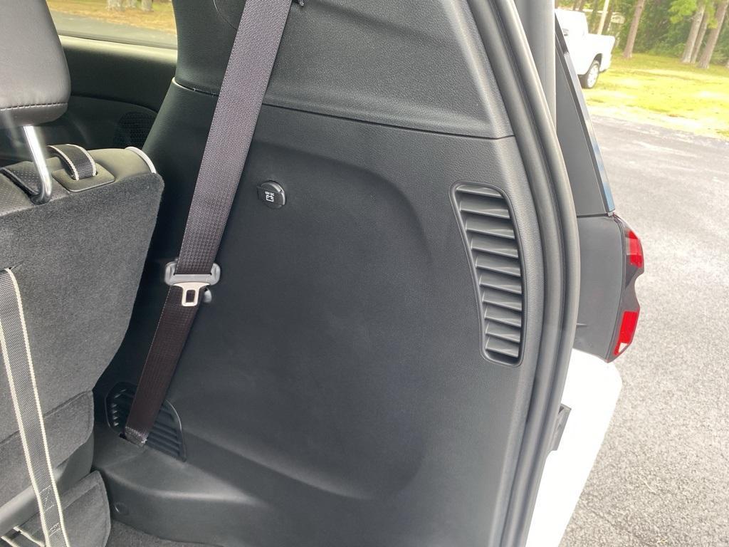 new 2026 Chrysler Pacifica car, priced at $48,886