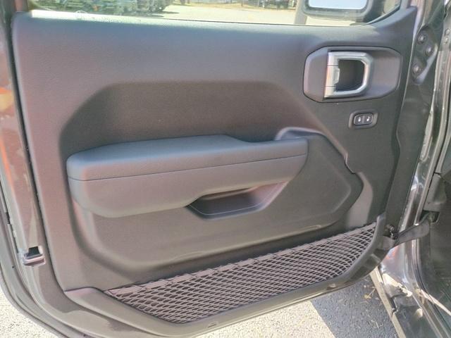 new 2026 Jeep Wrangler car, priced at $41,060