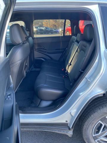 new 2026 Jeep Cherokee car, priced at $42,564