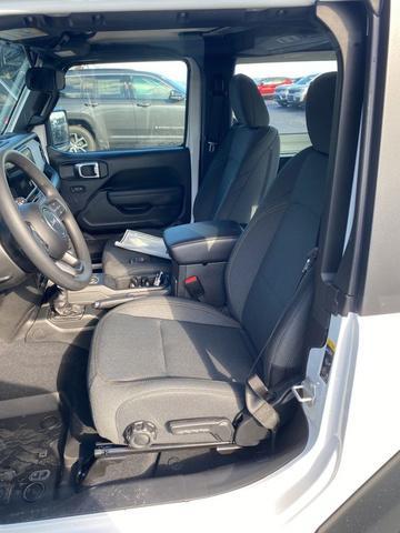 new 2026 Jeep Wrangler car, priced at $40,784