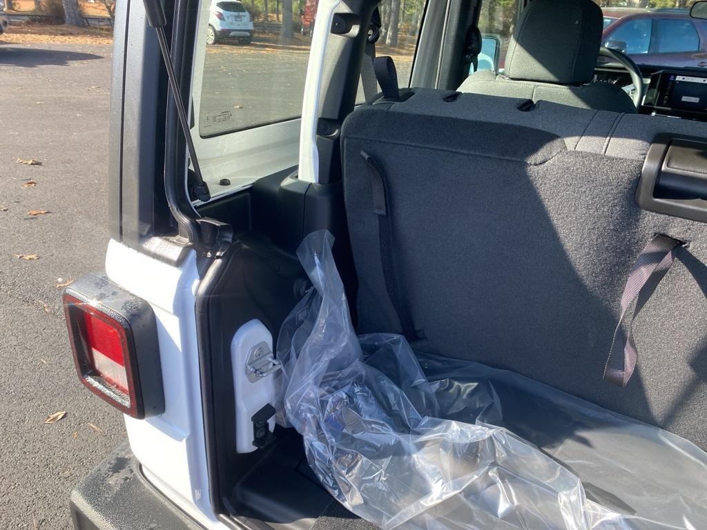 new 2026 Jeep Wrangler car, priced at $40,784