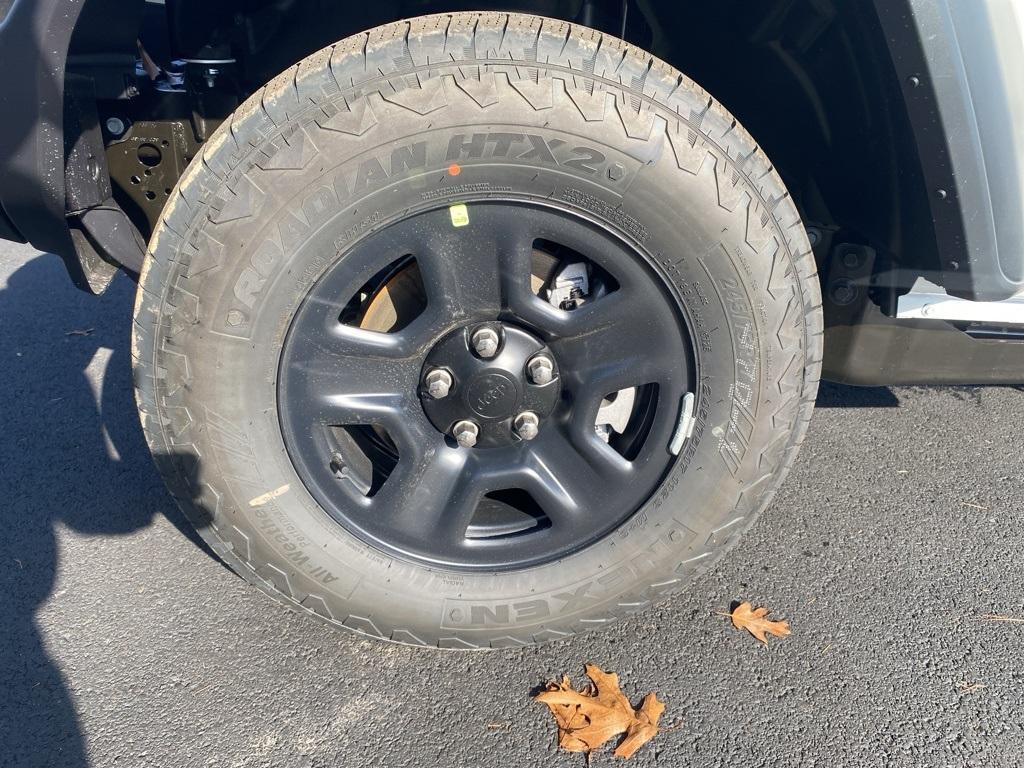 new 2026 Jeep Wrangler car, priced at $40,784