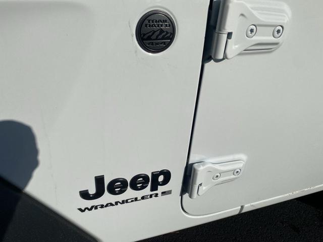 new 2026 Jeep Wrangler car, priced at $40,784