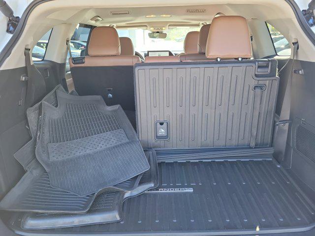 used 2025 Toyota Highlander Hybrid car, priced at $49,900