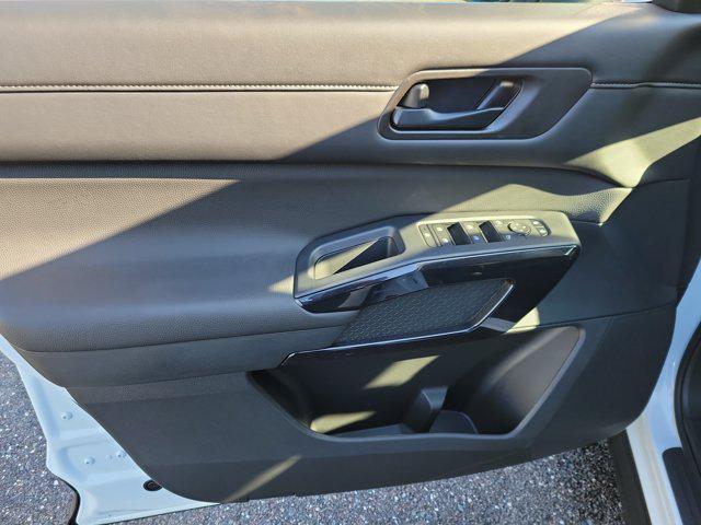 new 2025 Nissan Pathfinder car, priced at $34,840