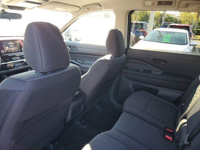 new 2025 Nissan Pathfinder car, priced at $36,390