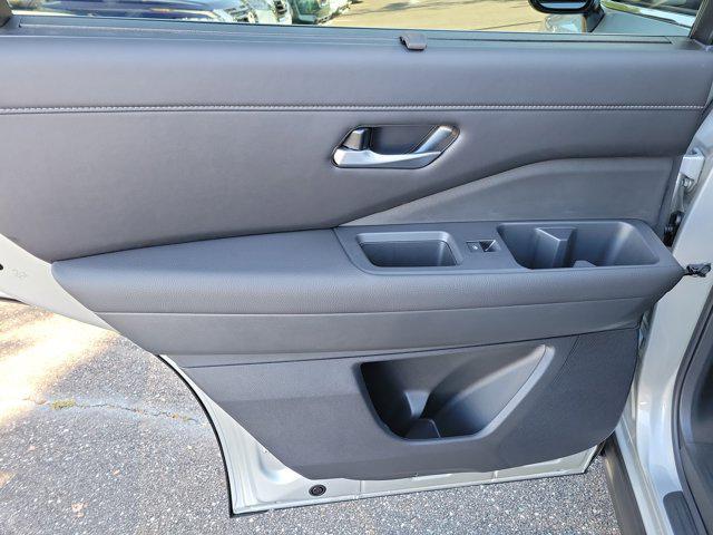 new 2025 Nissan Pathfinder car