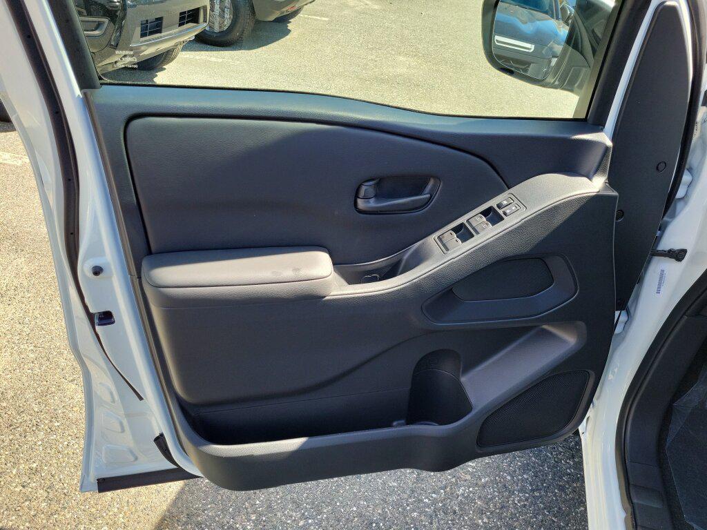 new 2027 Nissan Frontier car, priced at $35,233