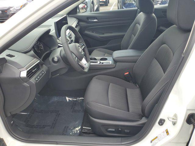 new 2025 Nissan Altima car, priced at $27,305