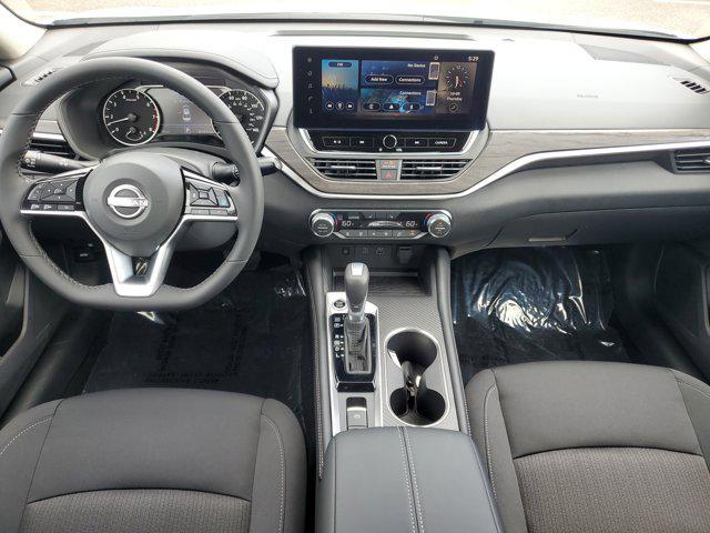 new 2025 Nissan Altima car, priced at $27,305