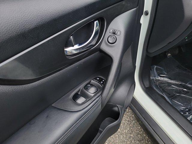 used 2018 Nissan Rogue car, priced at $15,079