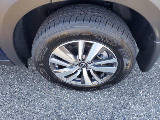 new 2025 Nissan Pathfinder car, priced at $37,090