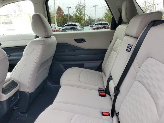 new 2025 Nissan Pathfinder car